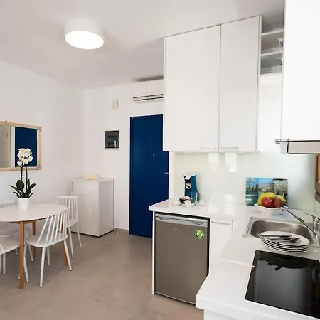 Olive Tree Maisonette וילה